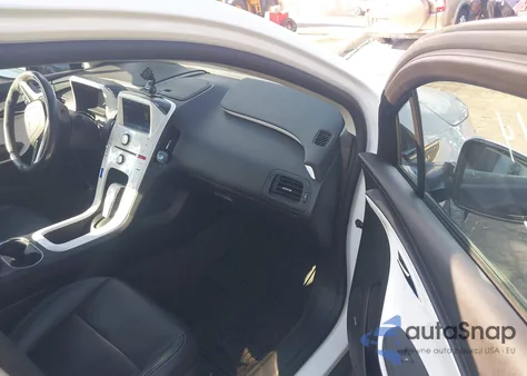 2015 Chevrolet Volt из США, поврежденный, VIN 1G1RB6E42FU110316